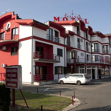 بوسانسكا غراديشكا Taxi Bar Motel المظهر الخارجي الصورة